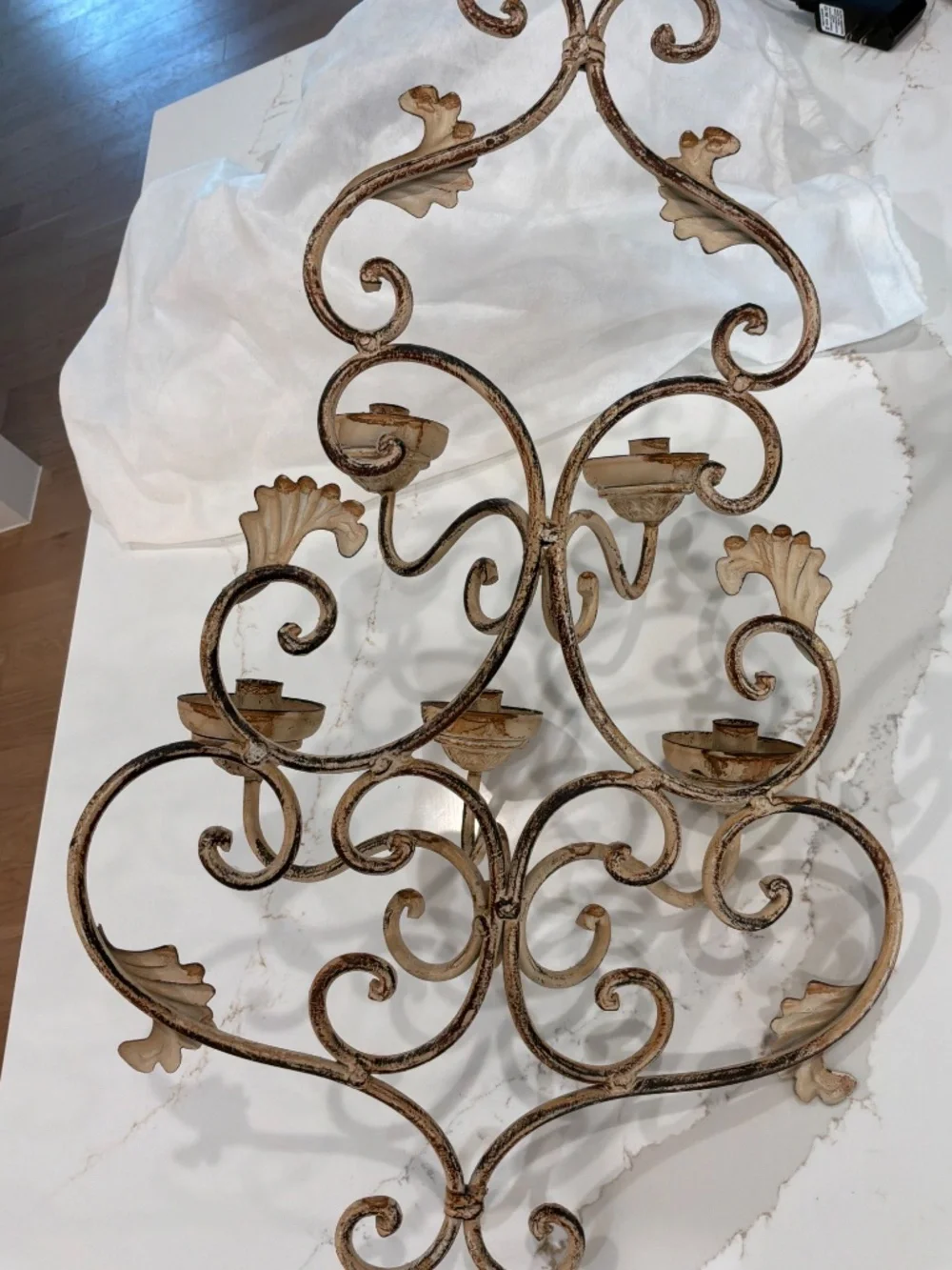 Wall candle holder